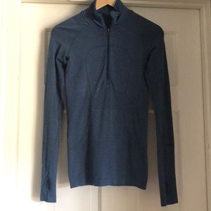 🍋 Lululemon blue long sleeve pullover